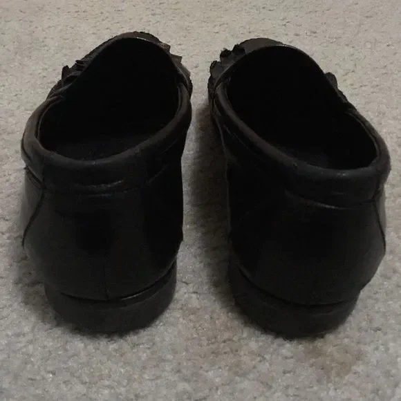 Johnston & Murphy Men’s Black Tassel Loafers - Picture 3 of 8